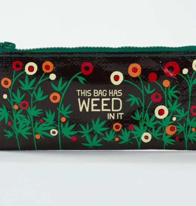 Cartuchera  This bag has    