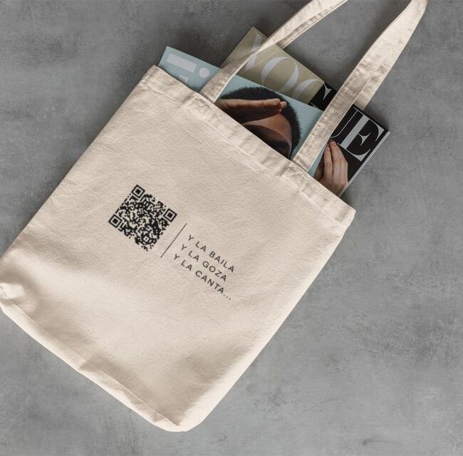 Totebag  Y la Baila y la goza    